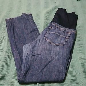 Liz Lange maternity boor cut jeans